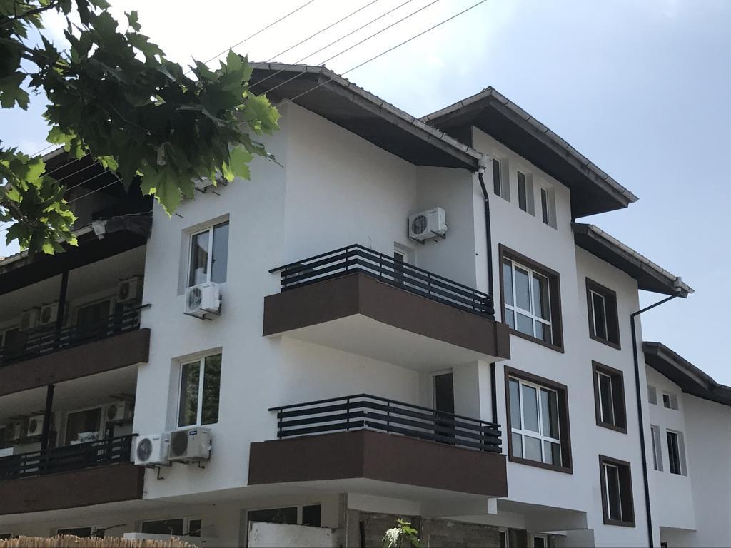 Hotel Chernomorets Bagian luar foto